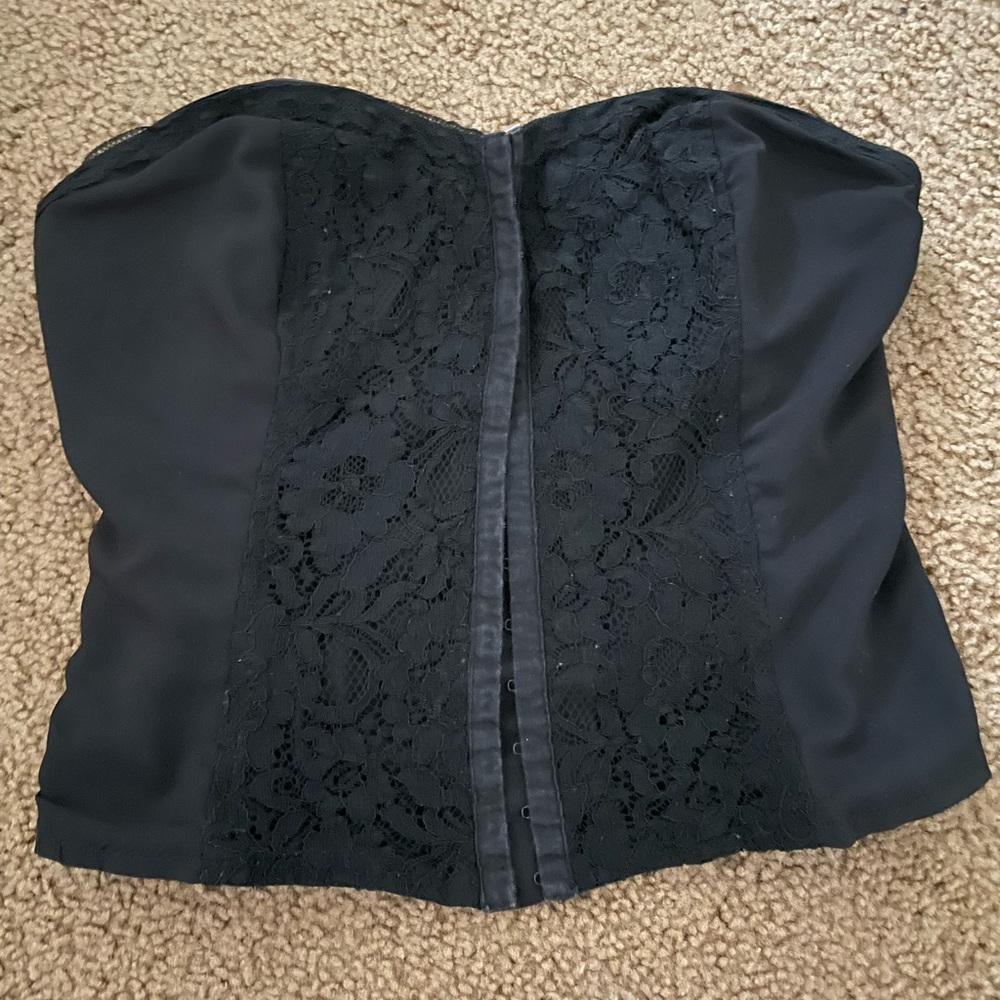 Vintage Y2K Black Cropped corse size Large